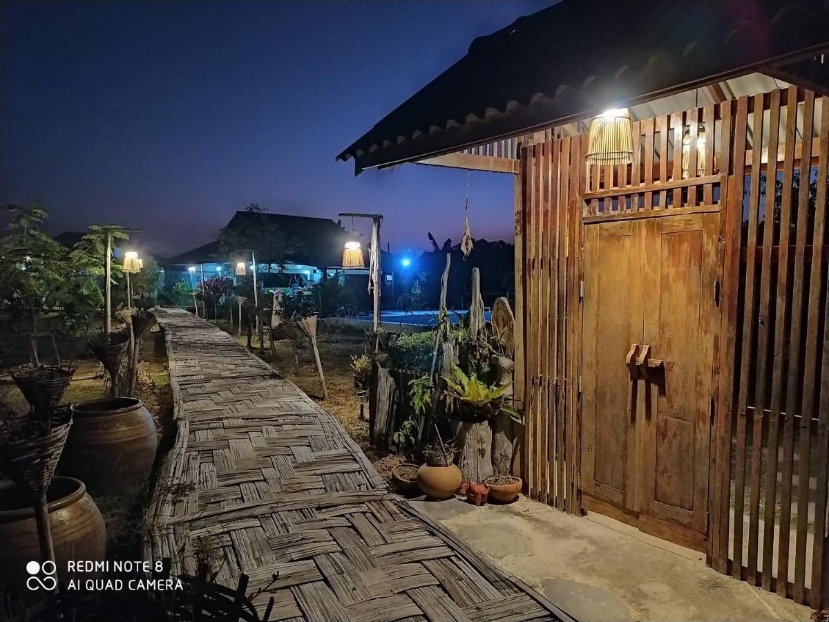 Angels Chambres D'Hotes Rong Sak Exterior foto